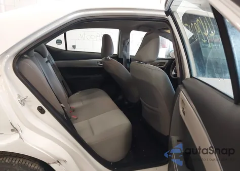 2015 Toyota Corolla Le z USA, uszkodzony, nr VIN 2T1BURHE7FC467285